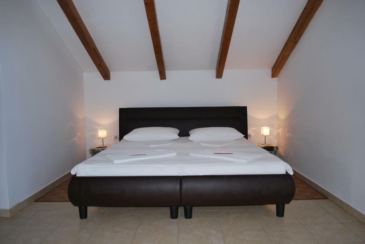 Villa Lunaris มาสลีนิตซา ภายนอก รูปภาพ